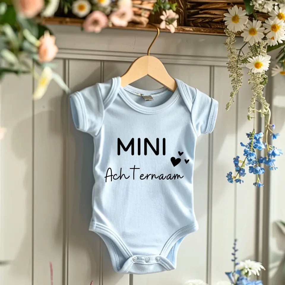 Mini familienaam - Gepersonaliseerde baby onesie, baby body 100% biologisch katoen