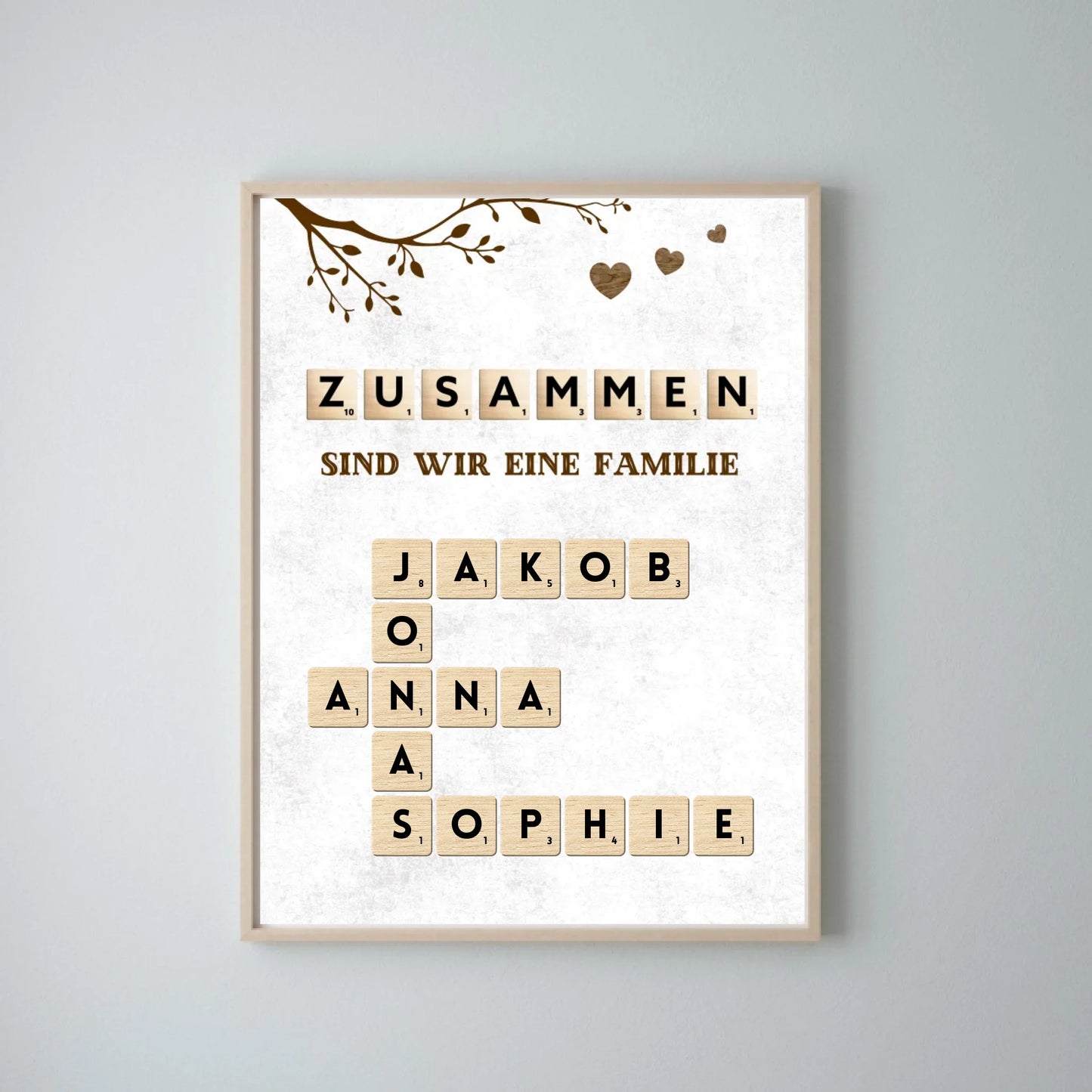 Personalisierte Scrabble Leinwand mit Namen deiner ganzen Familie - "Zusammen sind wir eine Familie"