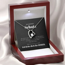 Indlæs billede til gallerivisning Ich liebe dich - Halskette mit Gold-Herzanhänger &amp; personalisierter Karte (Valentinstagsgeschenk)
