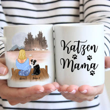 Indlæs billede til gallerivisning Katzenmama - Personalisierte Tasse (Frau mit Katze oder Hund, Muttertag)
