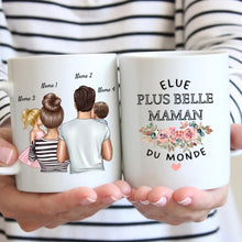 Ladda upp bild till gallerivisning, Elue plus belle maman du monde - Personlig mugg (1-4 barn)
