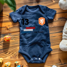 Ladda upp bild till gallerivisning, 2024 Voetbal EM Nederland - Gepersonaliseerde baby romper, shirt met aanpasbare naam en rugnummer, 100% biologisch katoenen baby romper
