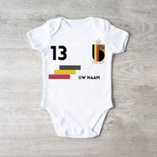 Ladda upp bild till gallerivisning, 2024 Euro België voetbalshirt - Gepersonaliseerd babyrompertje met naam en rugnummer, 100% biologisch katoen
