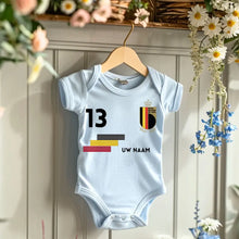 Ladda upp bild till gallerivisning, 2024 Euro België voetbalshirt - Gepersonaliseerd babyrompertje met naam en rugnummer, 100% biologisch katoen
