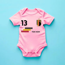 Ladda upp bild till gallerivisning, 2024 Maillot de foot Euro Belgique - Body bébé personnalisé avec prénom et numéro de maillot personnalisables, 100% coton bio
