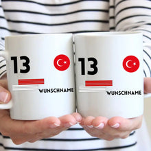 Ladda upp bild till gallerivisning, EM 2024 Türkei-Tasse - Personalisierte Tasse zur Fußball-EM, Wunschnummer und Name, individuelle Tasse Fan Tasse Türkei
