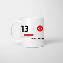 Ladda upp bild till gallerivisning, EM 2024 Türkei-Tasse - Personalisierte Tasse zur Fußball-EM, Wunschnummer und Name, individuelle Tasse Fan Tasse Türkei
