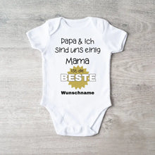 Ladda upp bild till gallerivisning, Mama ist die Beste - Personalisierter Baby-Onesie/ Strampler, 100% Bio-Baumwolle
