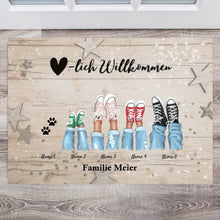 Ladda upp bild till gallerivisning, Herzlich Willkommen - Personalisierte Weihnachtszeit Fußmatte Familie (2-8 Personen &amp; Haustiere)
