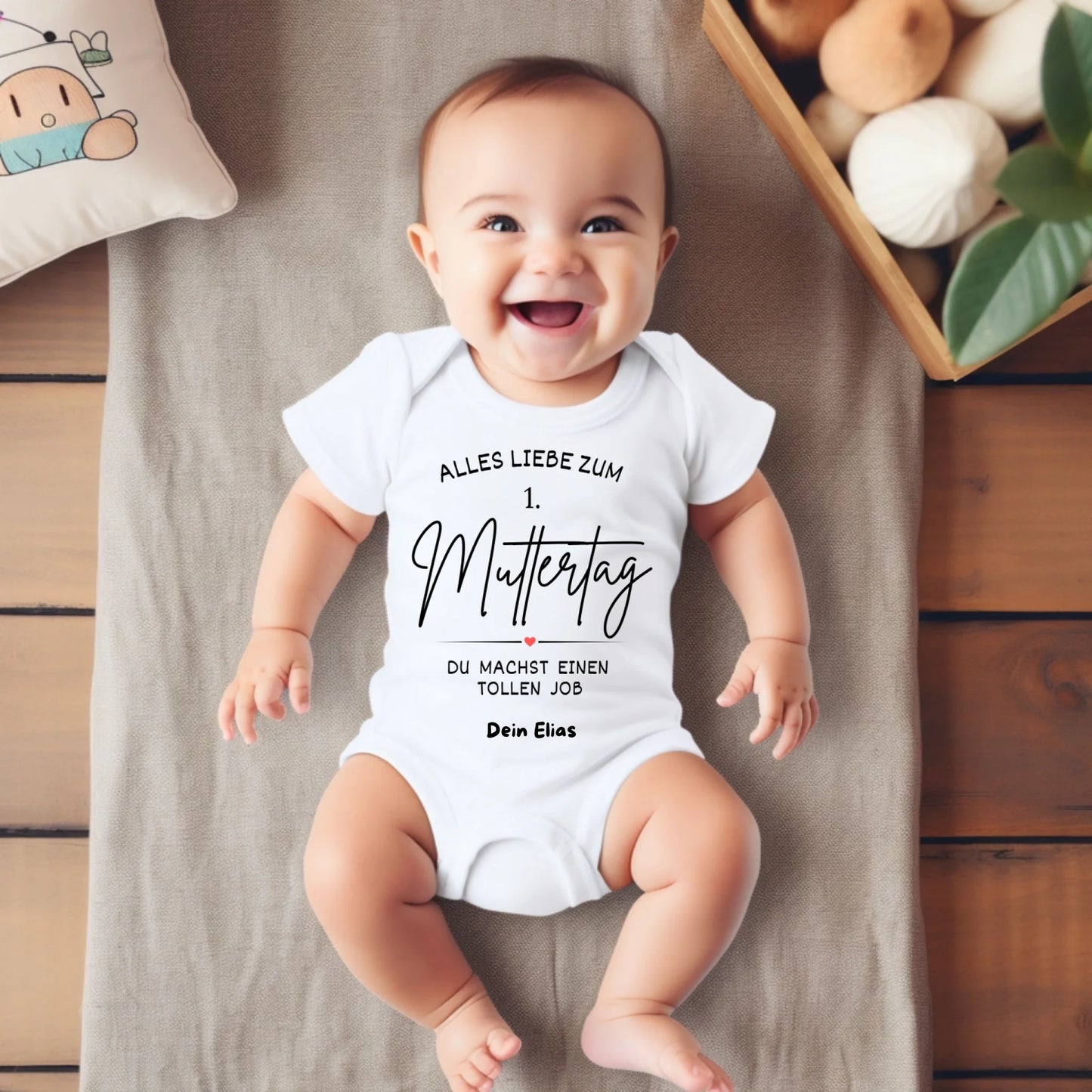 Alles Liebe zum 1. Muttertag - Personalisierter Baby Strampler (100% Bio-Baumwolle)