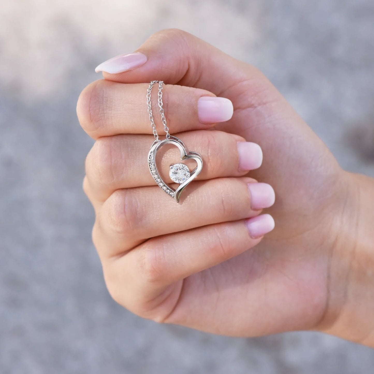 Forever Love "Bästa paret" - Halsband med hjärthänge och personligt kort