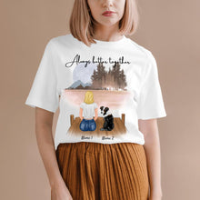 Ladda upp bild till gallerivisning, Mistress med husdjur - Personaliserad T-Shirt (100 % Bomull, Unisex)
