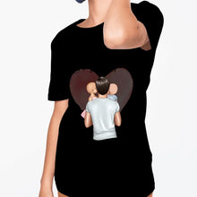 Indlæs billede til gallerivisning Barn med far - personlig T-shirt til børn (100 % bomuld, unisex) 
